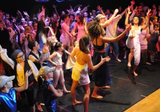 adj_10ans_Jean_spectacle_23 adj_10ans_Jean_spectacle_23