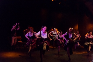 adj_esprit_rouge_101 adj_esprit_rouge_101