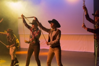 adj_esprit_rouge_109 adj_esprit_rouge_109