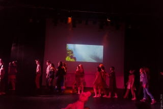 adj_esprit_rouge_117 adj_esprit_rouge_117