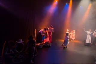 adj_esprit_rouge_25 adj_esprit_rouge_25