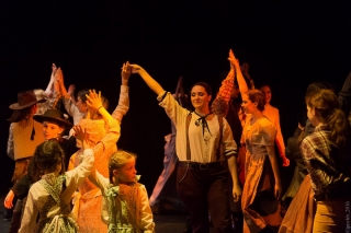 adj_esprit_rouge_37 adj_esprit_rouge_37