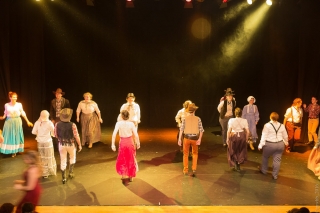 adj_esprit_rouge_38 adj_esprit_rouge_38