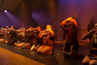 adj_esprit_rouge_87 adj_esprit_rouge_87