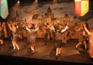 adj_secret_dun_sort_22 adj_secret_dun_sort_22